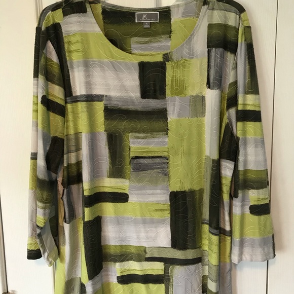 JM Collection Tops - JM Collection by Macy’s gray & lime tunic JM Collection Tops - JM Collection by Macy’s gray & lime tunic